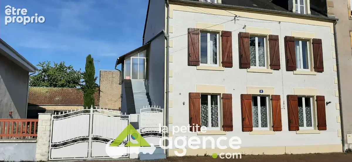 Maison à FOURCHAMBAULT