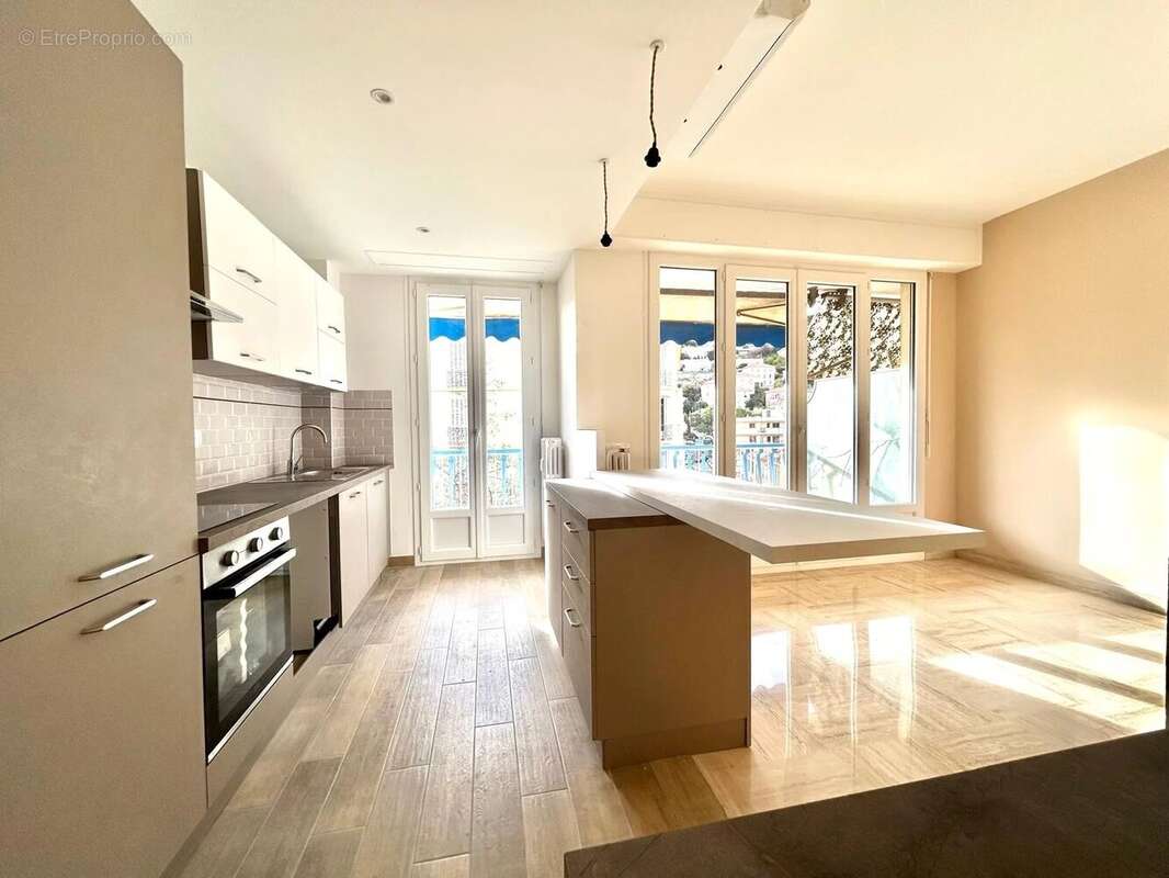 Appartement à NICE