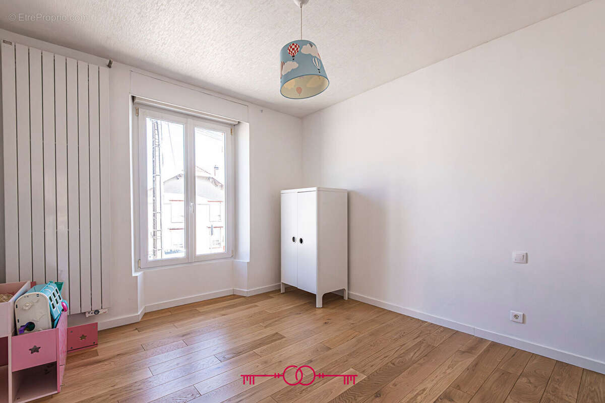 Maison à BEAUMONT-SUR-VESLE