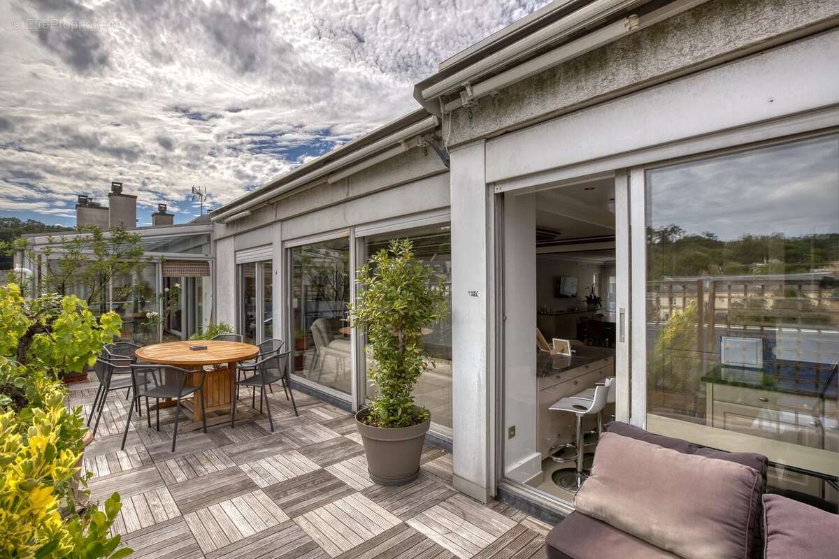 Appartement à VERSAILLES