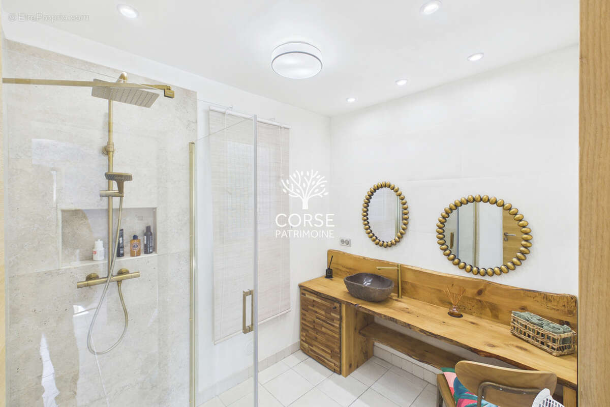 Maison de type T4 sur 493 m2 de terrain clos - photo 11