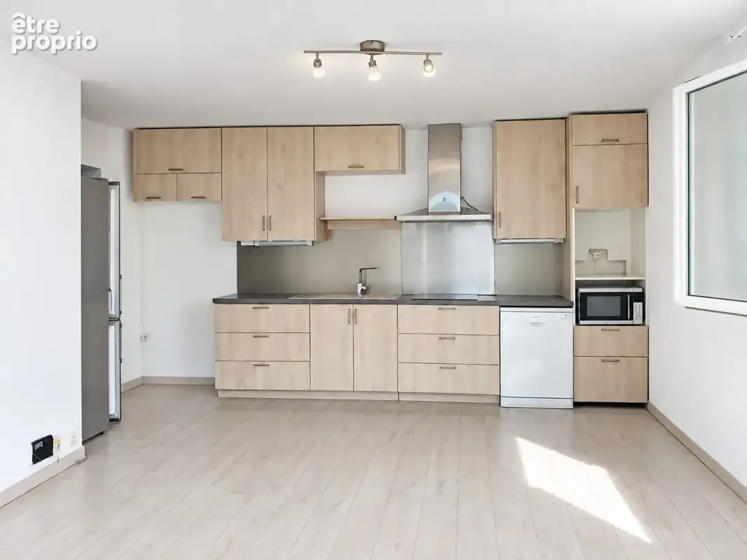 Appartement 3 pièces 65 m² à vendre à Sauverny (01220) - photo 2