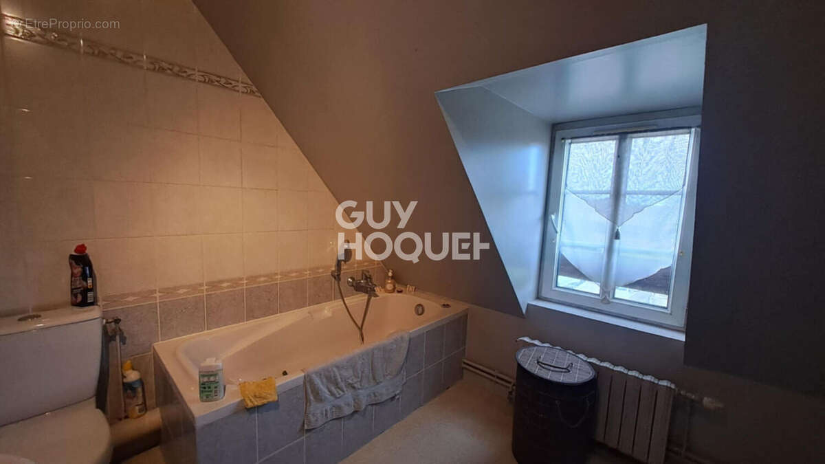 Maison à VERNEUIL-SUR-AVRE