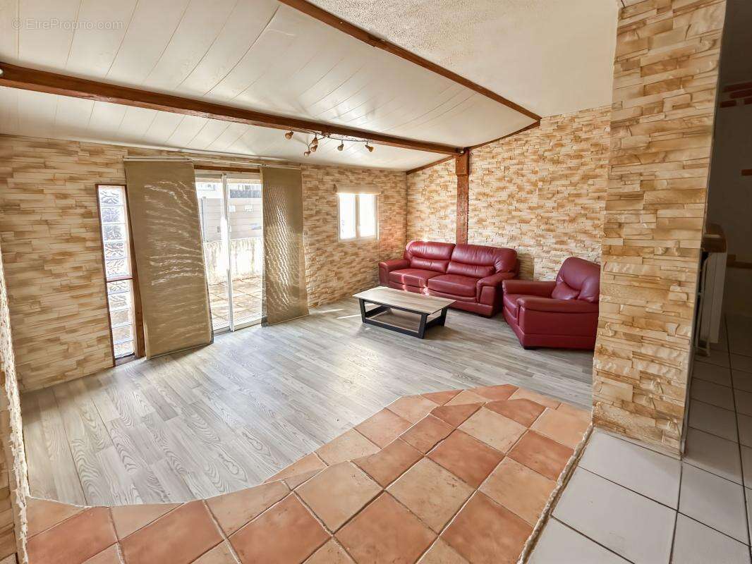 Maison à LECTOURE