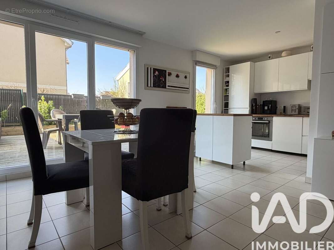 Photo 4 - Appartement à LA QUEUE-LES-YVELINES