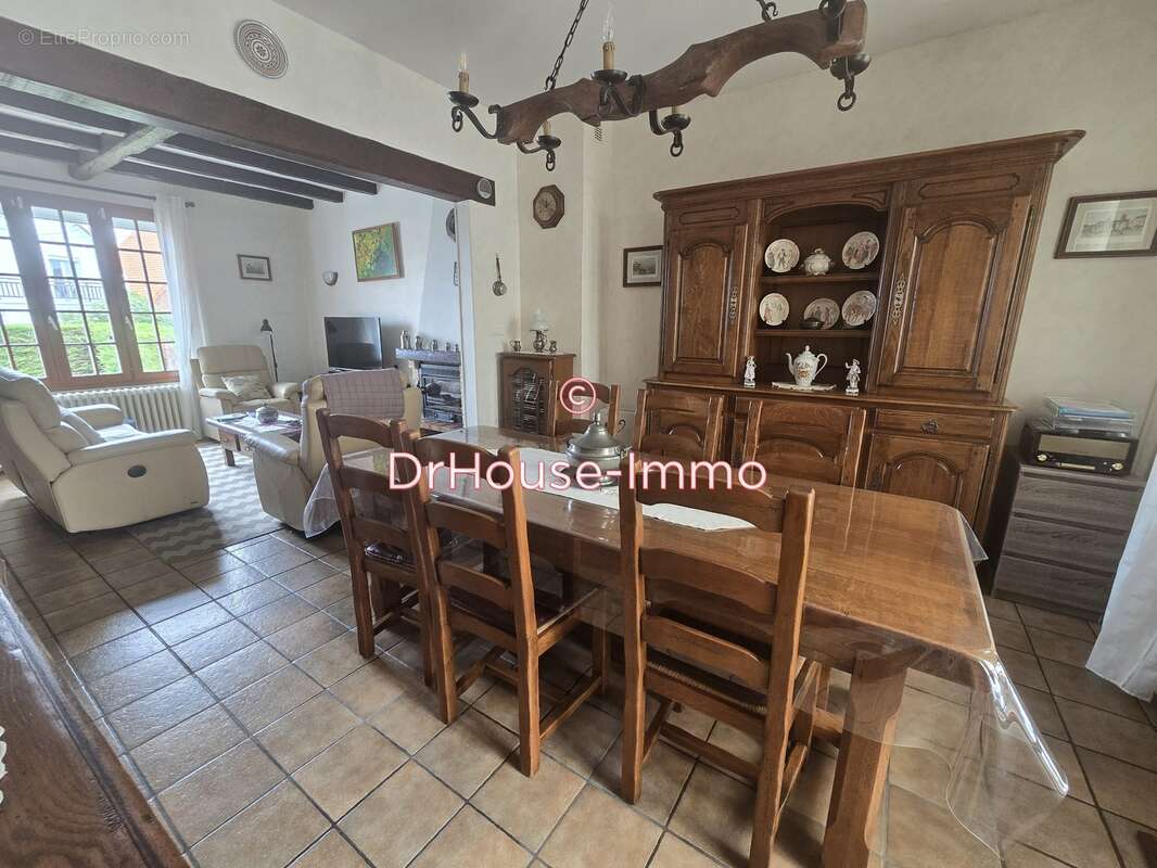 Maison à BELLEVILLE-SUR-MER