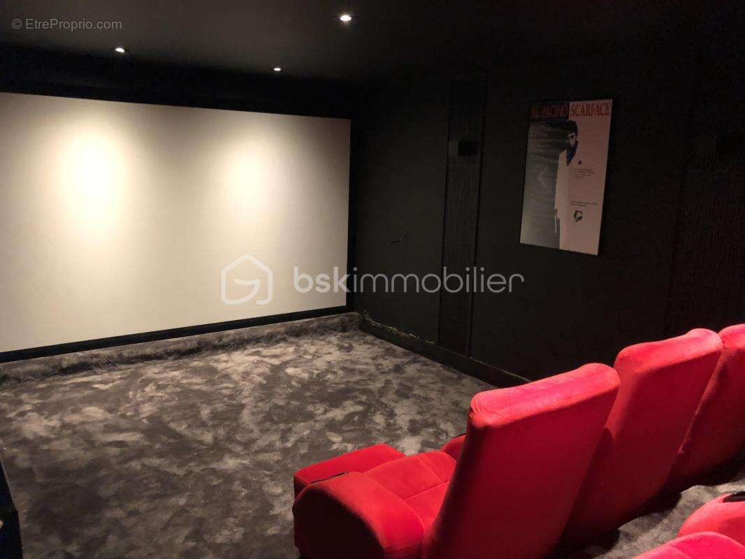 Maison à CHAMPS-SUR-MARNE