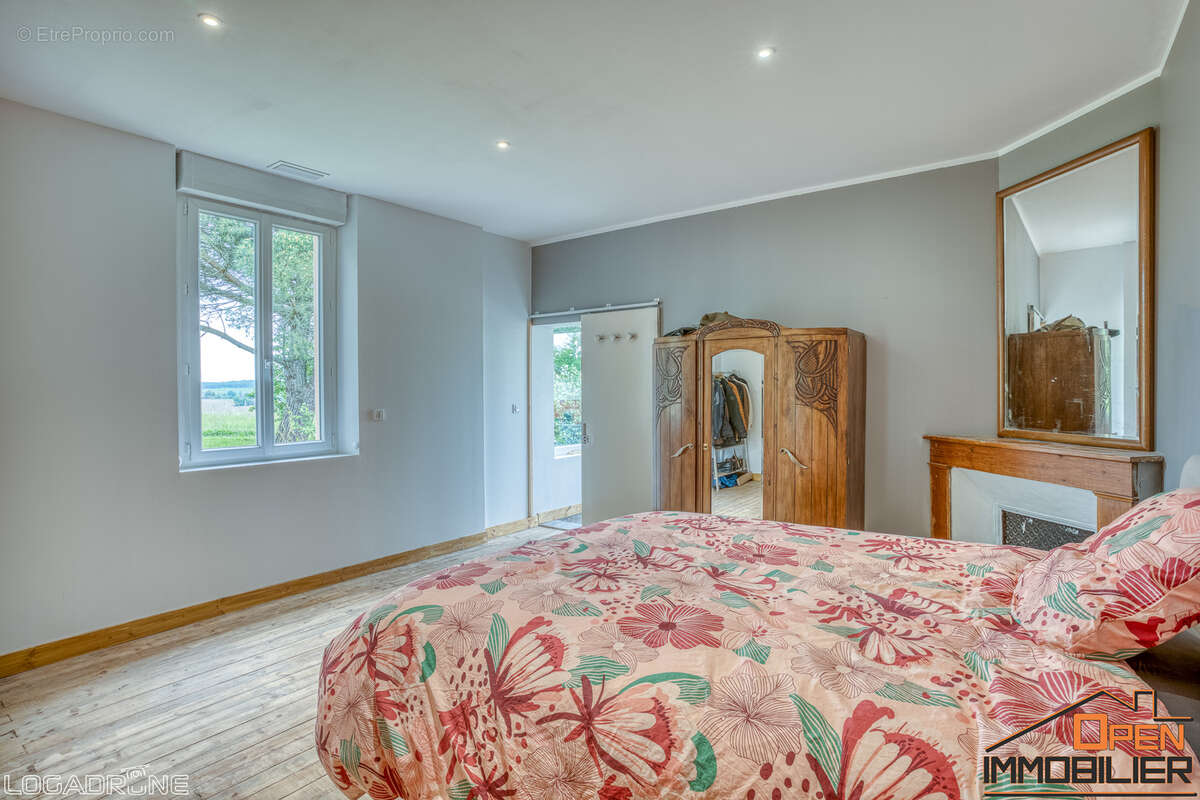 Maison à MONFLANQUIN