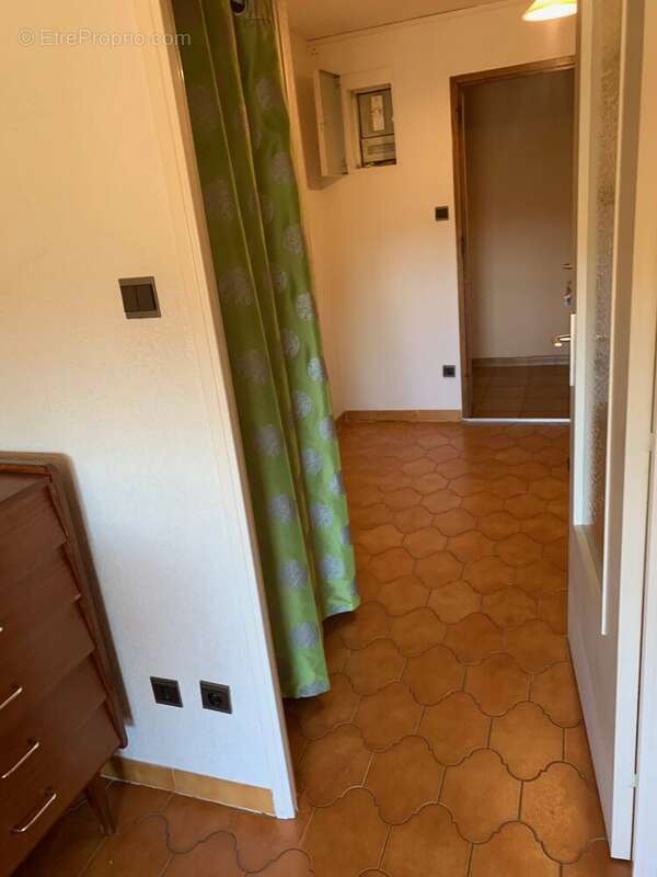 Appartement à LA LONDE-LES-MAURES