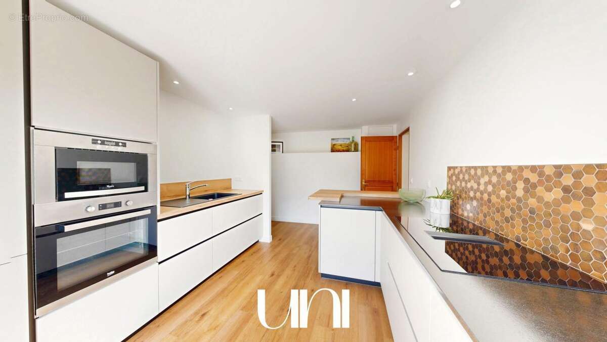 Maison à JUAYE-MONDAYE