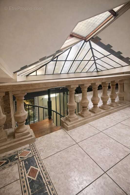 Appartement à PARIS-10E