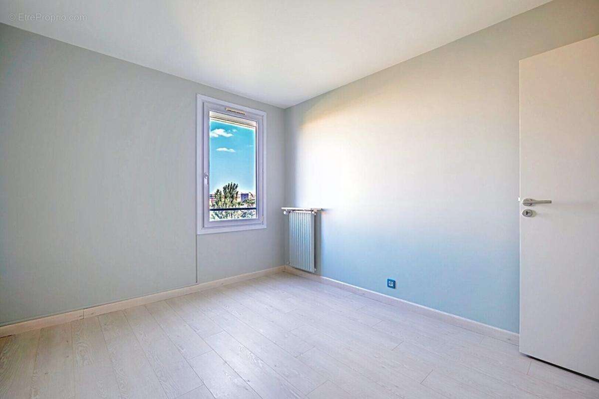Appartement à MAISONS-ALFORT