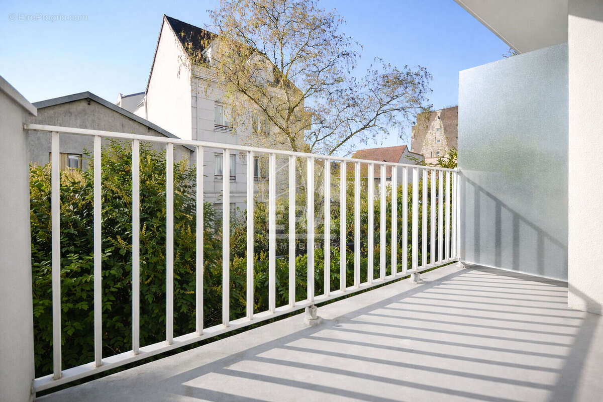 Appartement à ISSY-LES-MOULINEAUX