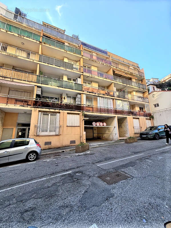 Magnifique studio en parfait état, terrasse, parking - photo 8