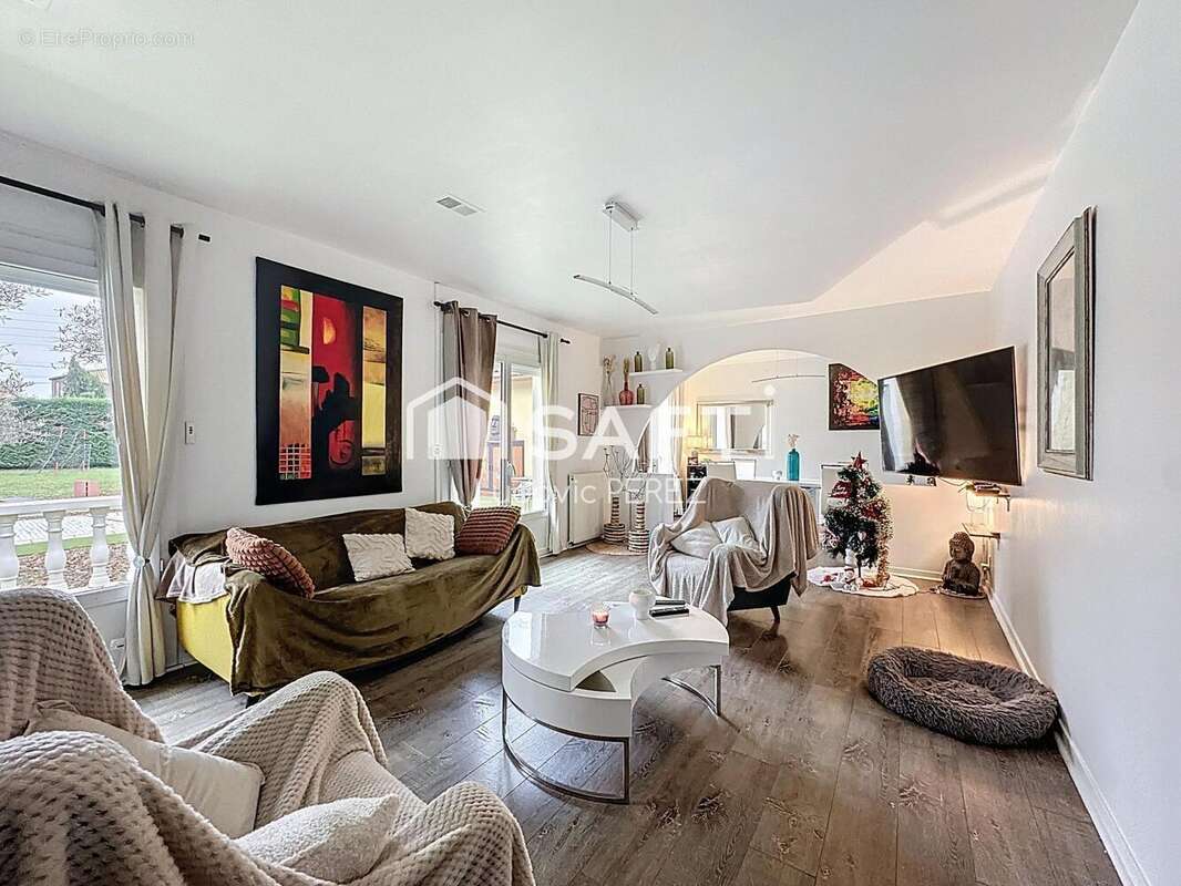 Photo 2 - Maison à FONTENILLES