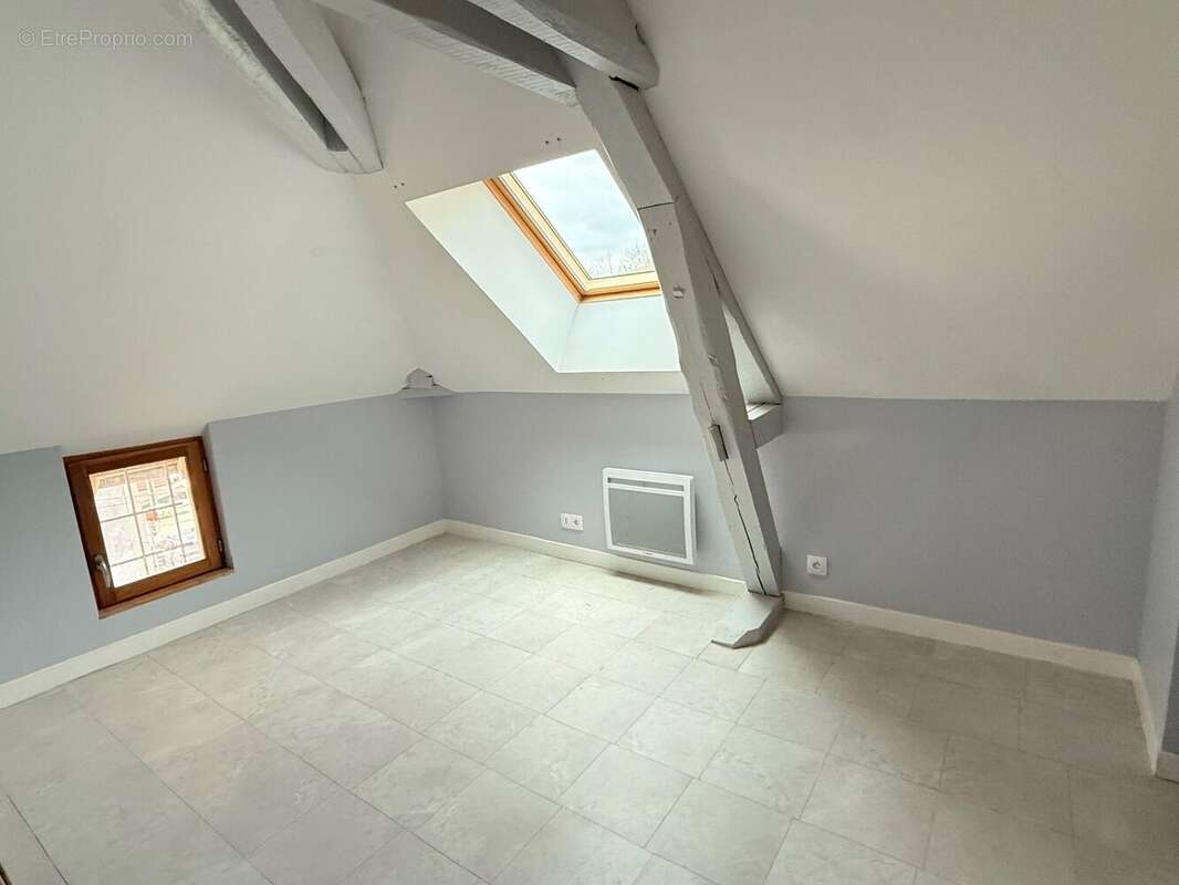 Maison à SAINT-LAURENT-DU-PONT