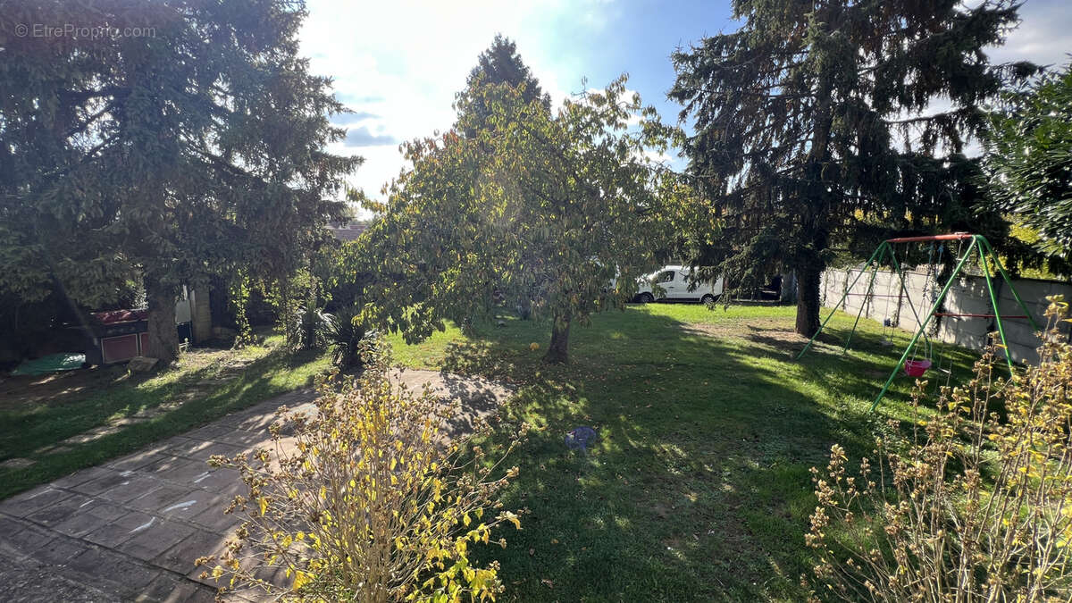 Maison à LA FERTE-ALAIS