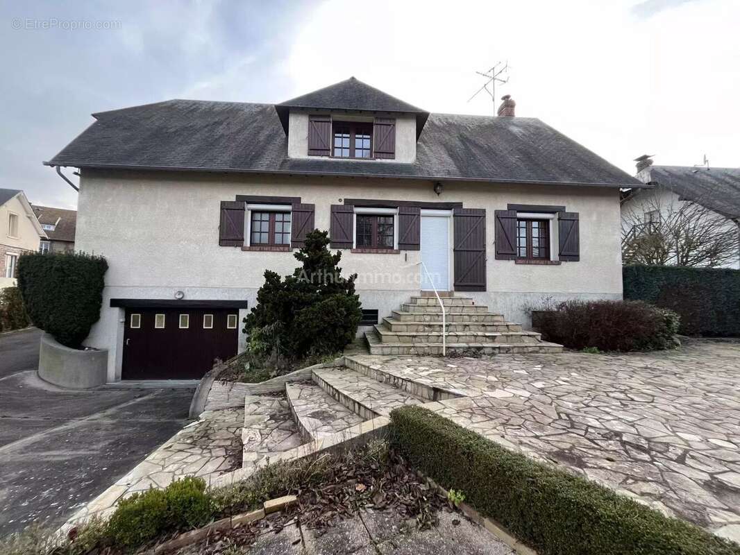 Maison à GOURNAY-EN-BRAY