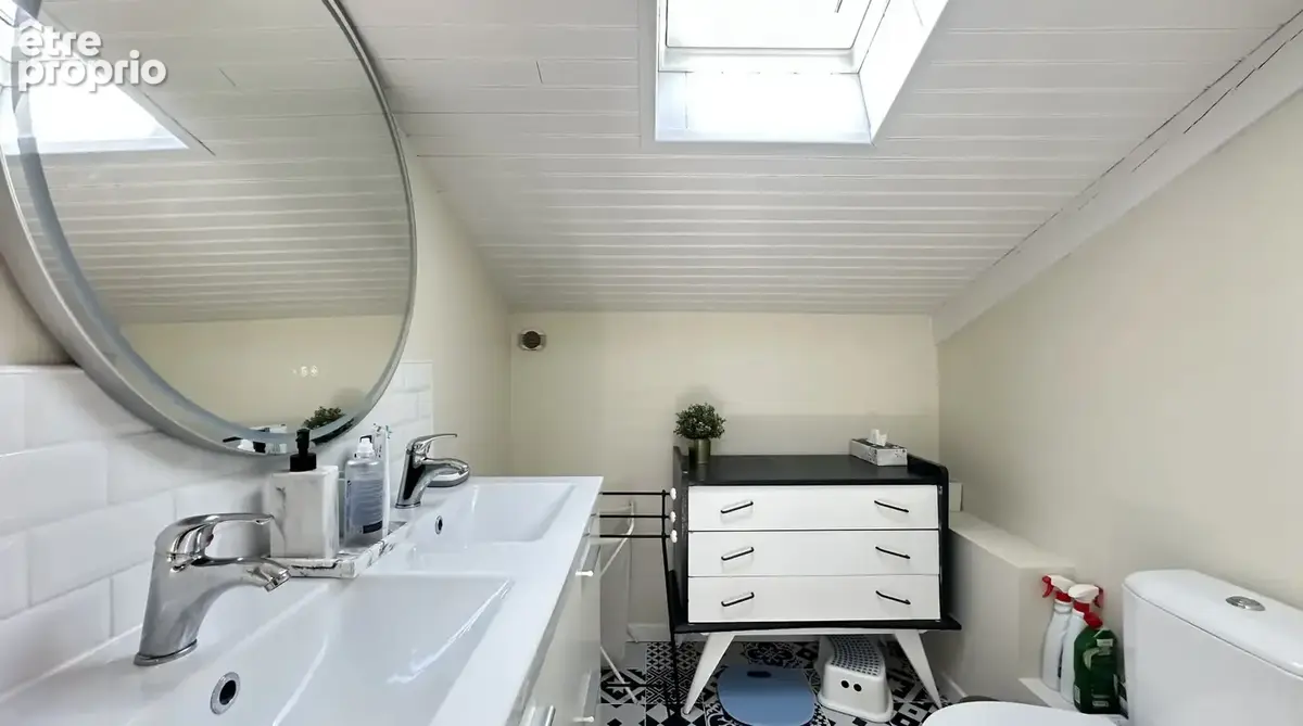 GOLF ET CENTRE VILLE VILLA A PIED POUR CETTE VILLA DE 6 Pièces de 150 m2 sur une parcelle de 800 m2 avec piscine - photo 19