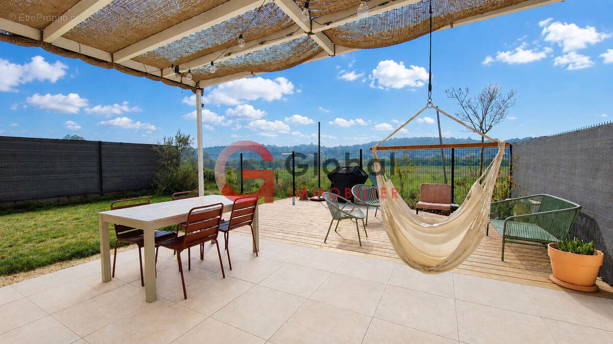 Appartement à LANCON-PROVENCE