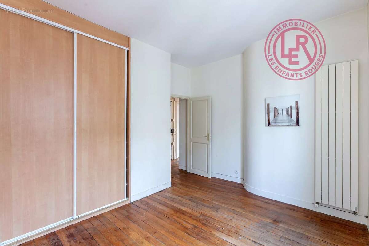 Appartement à PARIS-3E