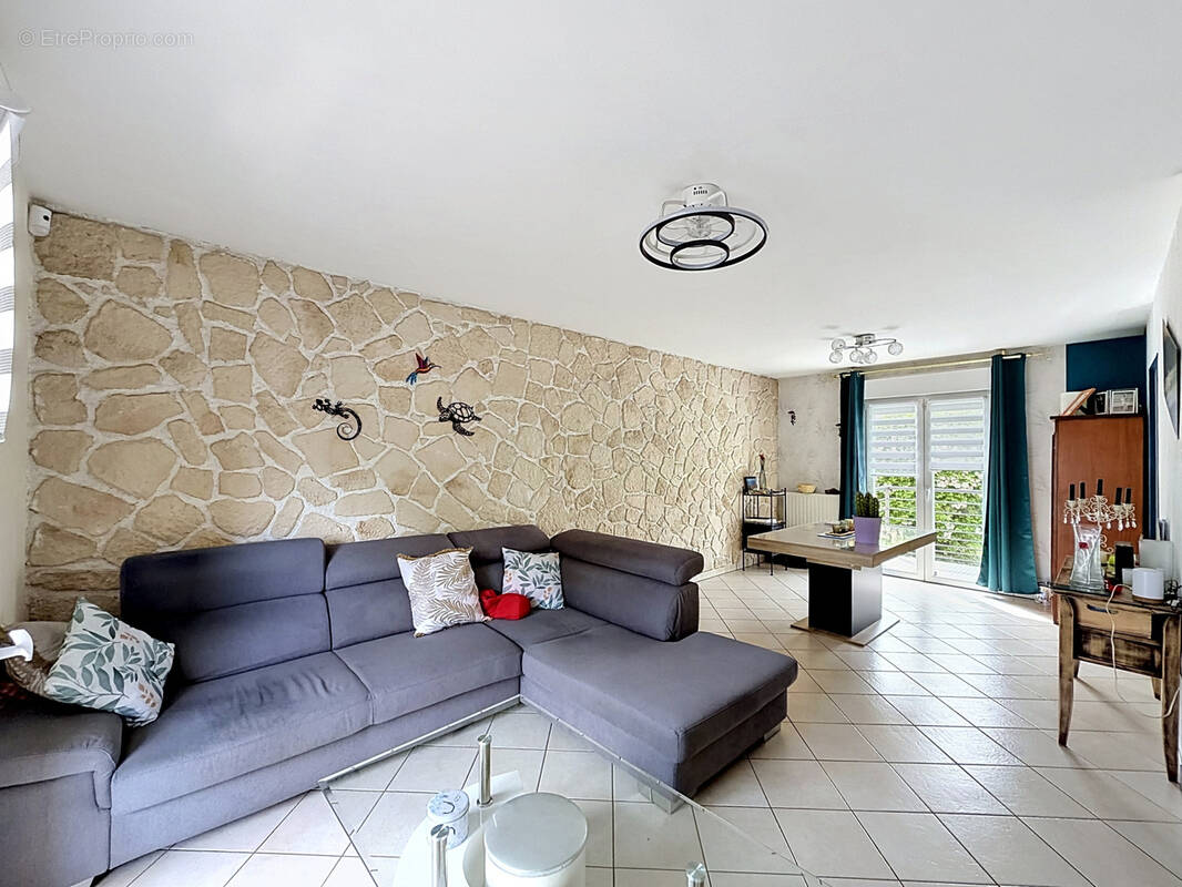 Maison à HETTANGE-GRANDE