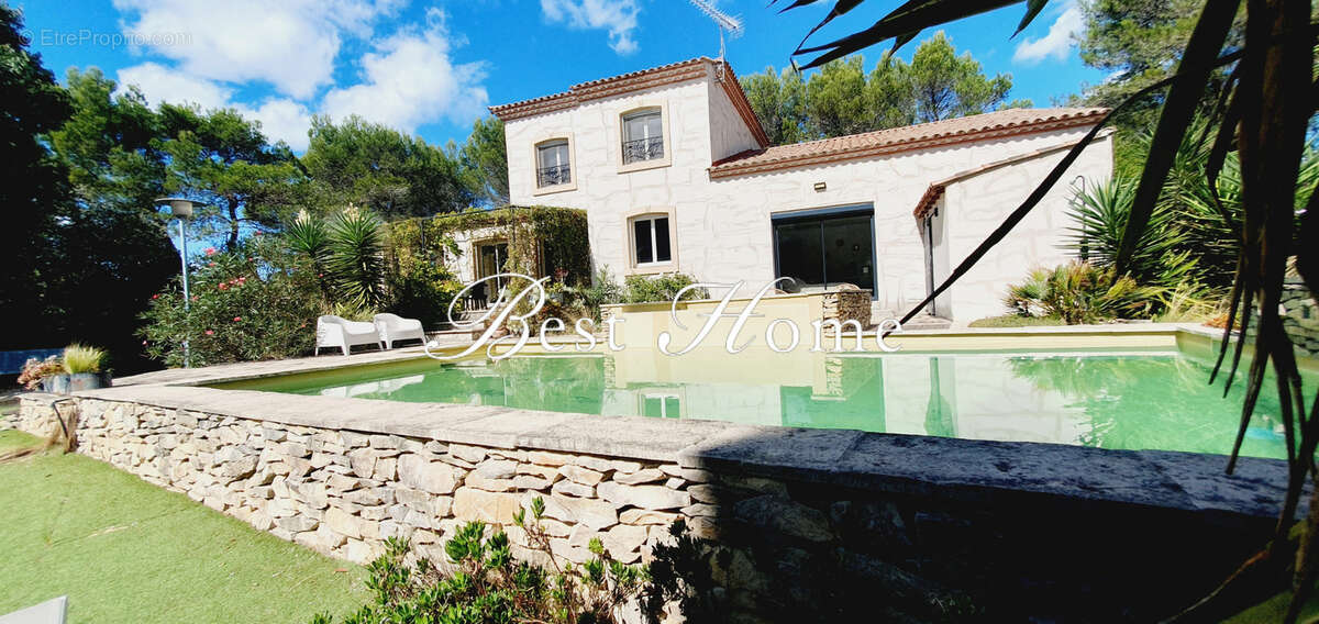 Maison à NIMES