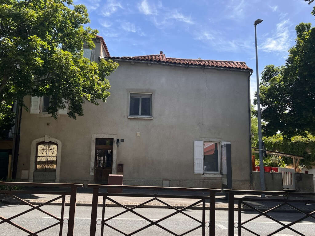 Maison Millau type 7 de 180M2 avec local commercial ou studio separé - photo 9