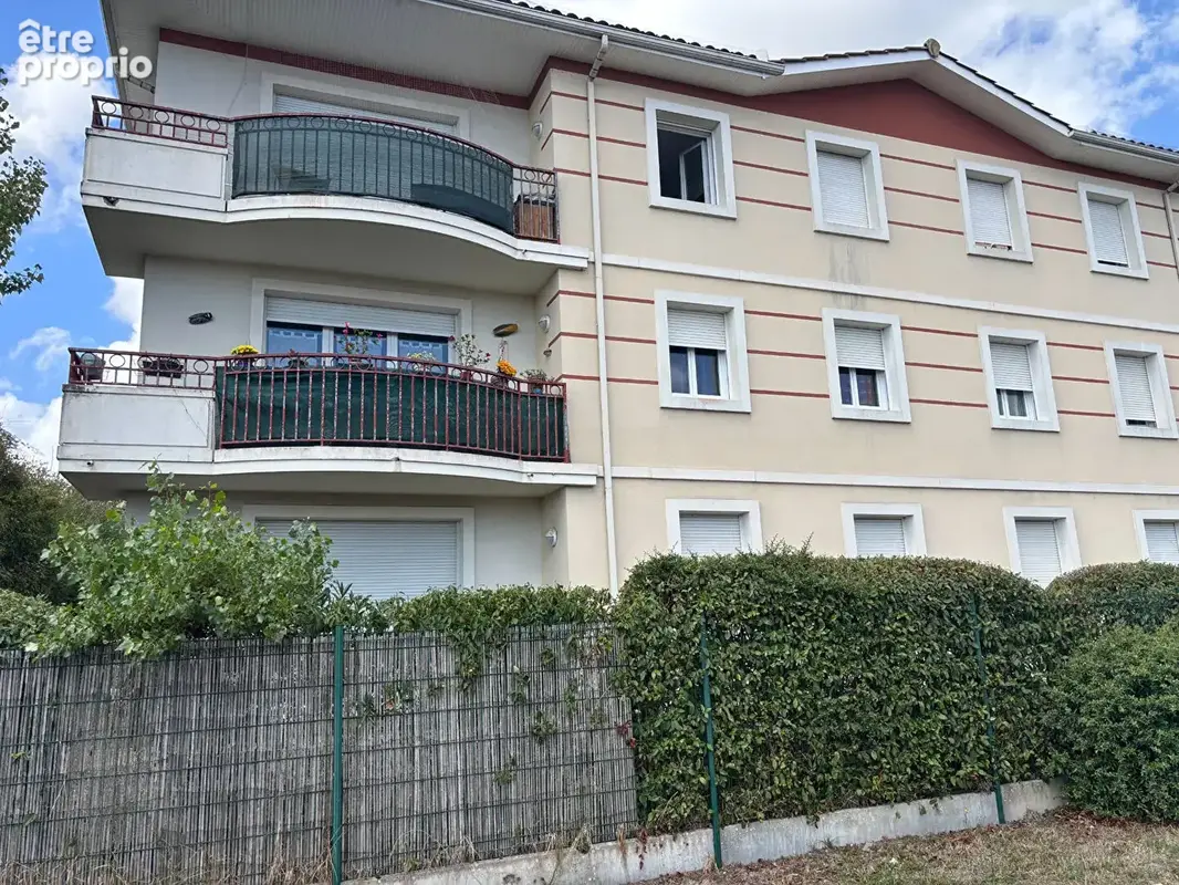 Appartement à VILLENAVE-D'ORNON