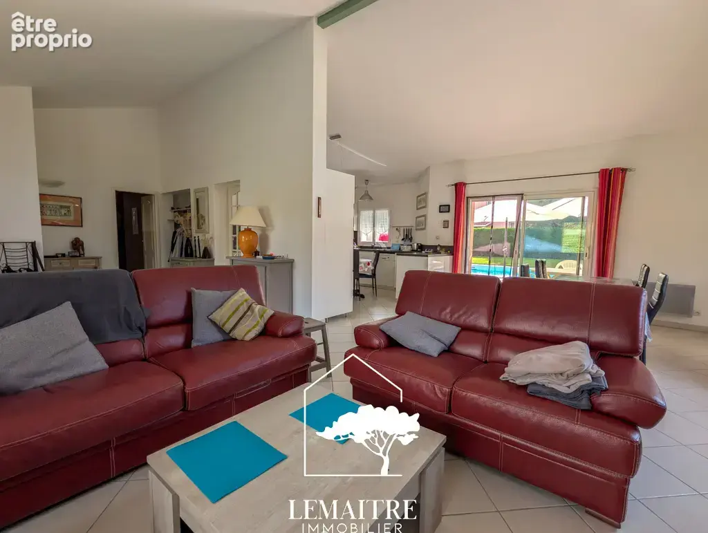 Maison de plain-pied avec piscine   4 chambres   grand terrain de 1 456 m2 - photo 35