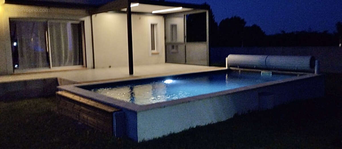 Maison à CAUX-ET-SAUZENS