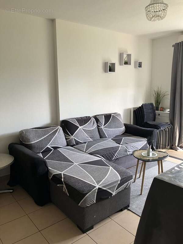 Appartement à AMBARES-ET-LAGRAVE