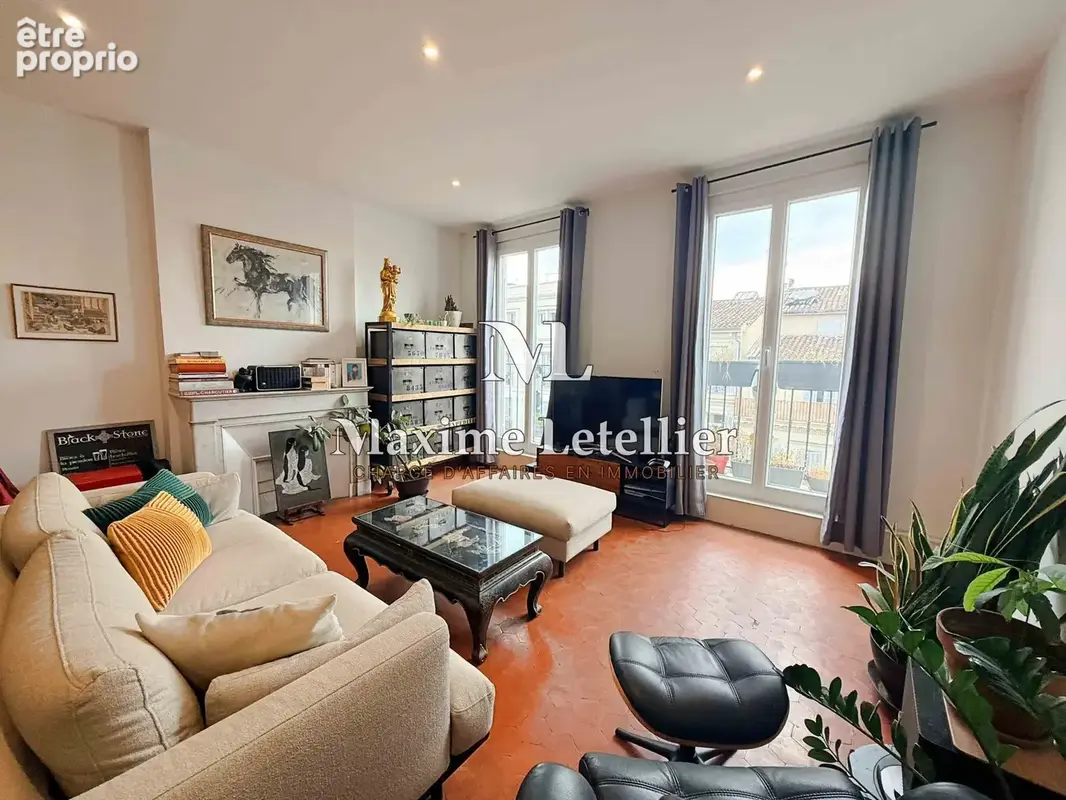 Appartement 4 pièces 87 m² à vendre à Marseille-6e (13006) - photo 2