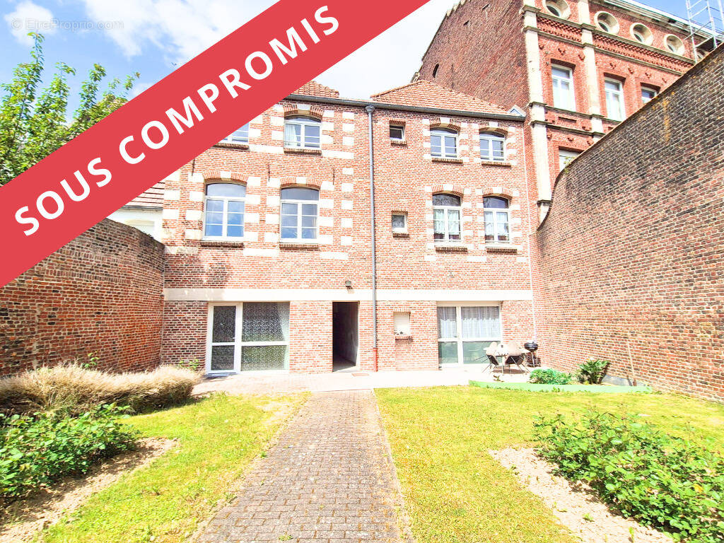 Appartement à AIRE-SUR-LA-LYS