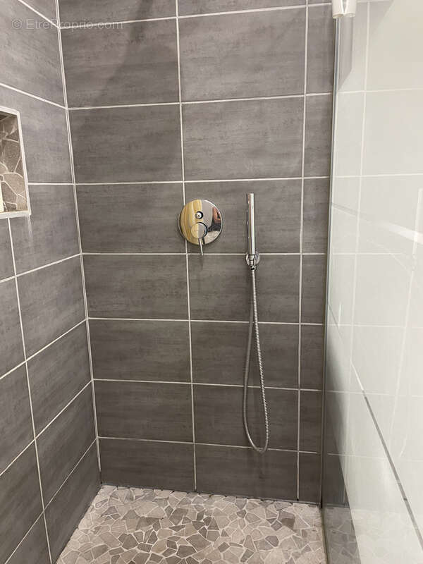 Appartement 49 m² à Avignon  - photo 10