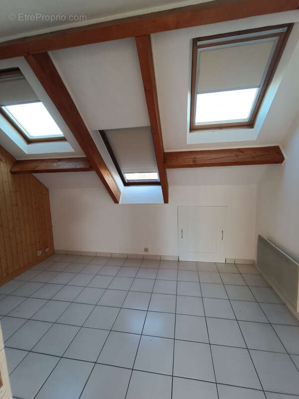 Appartement à LARDY