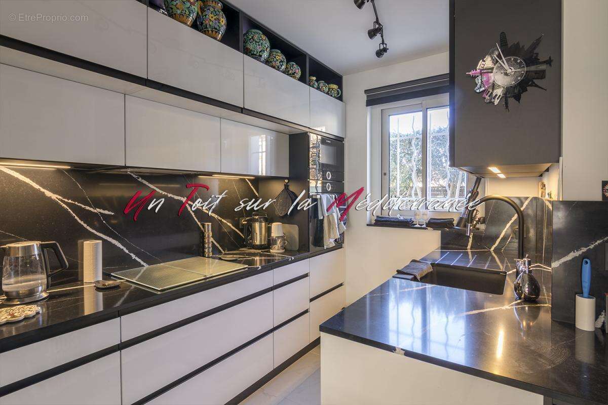 Maison à LA LONDE-LES-MAURES