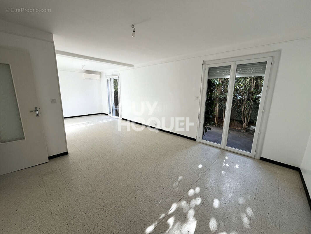 Maison à VILLENEUVE-DE-LA-RAHO