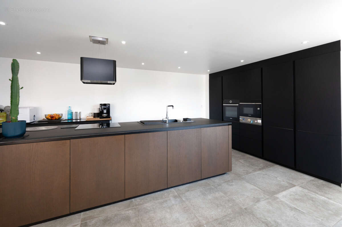 Maison à SAINT-BARDOUX