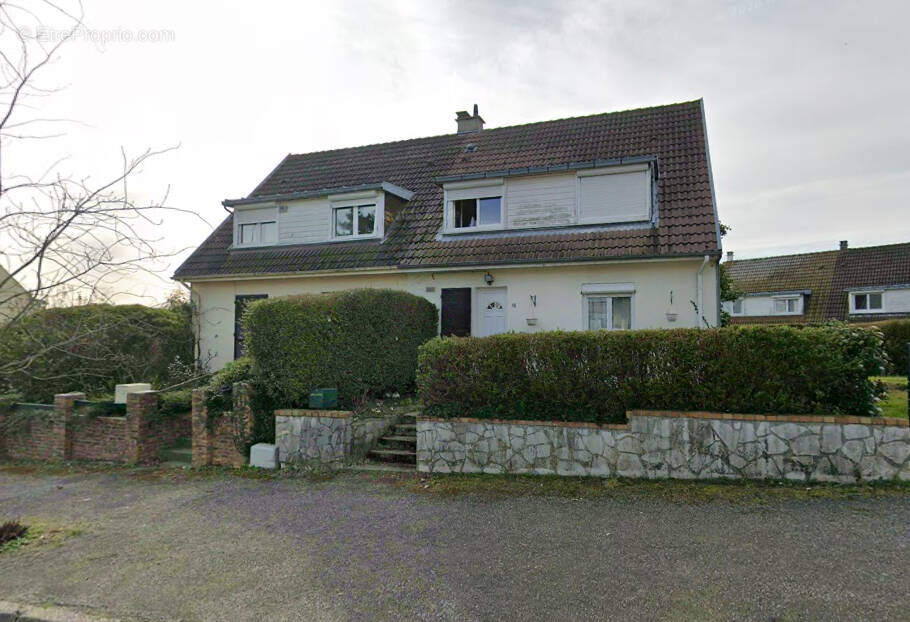 Maison à MONTIVILLIERS