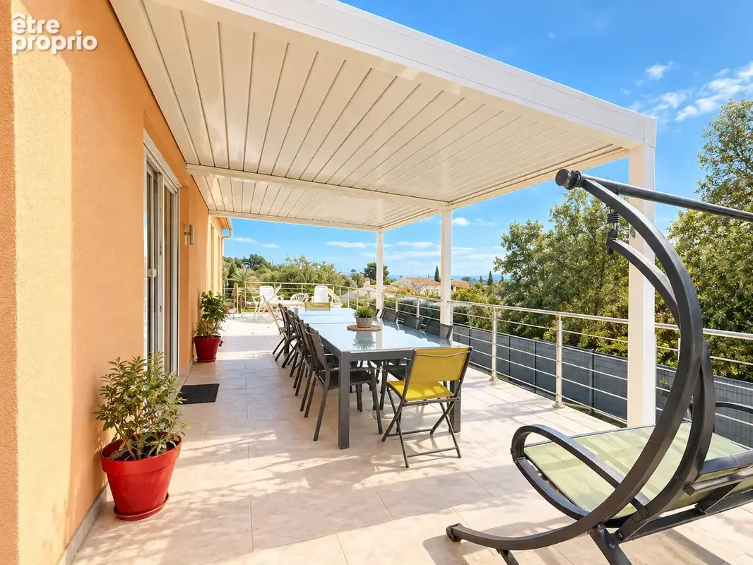 Photo Maison à Roquebrune-Sur-Argens au prix de 439 000€