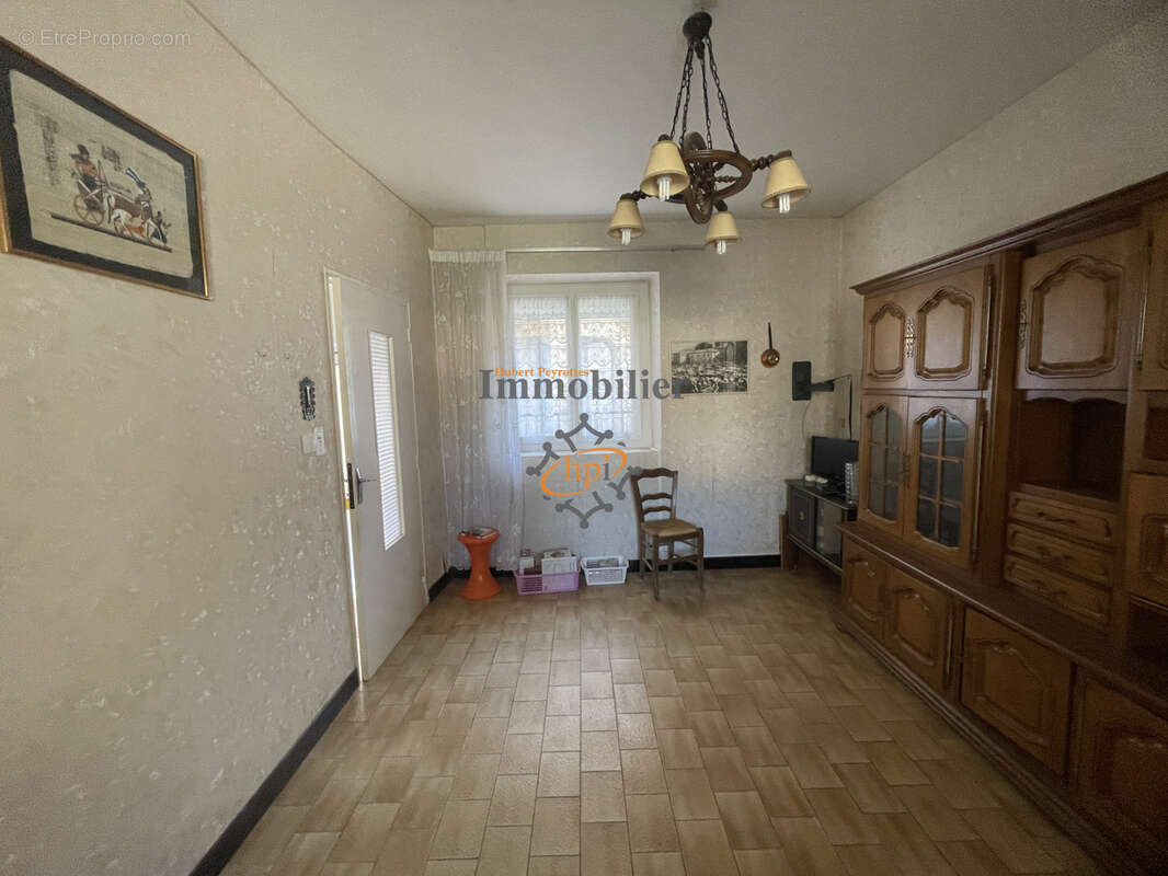 Maison à SAINT-AFFRIQUE