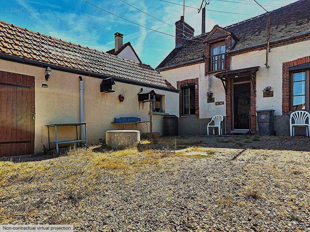 Maison à VARENNES-CHANGY