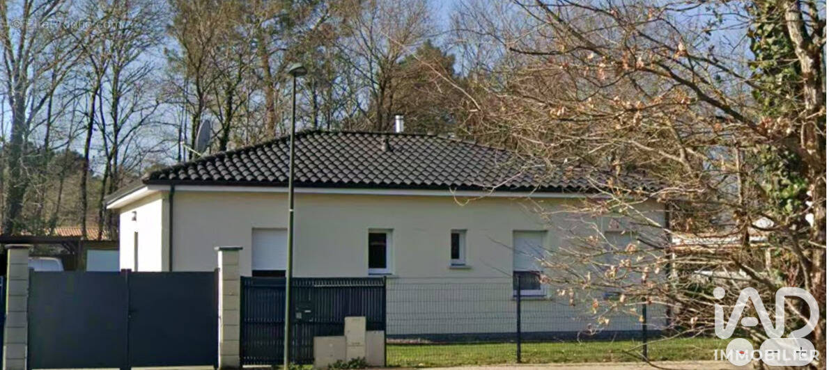 Photo 1 - Maison à SAINT-MAGNE