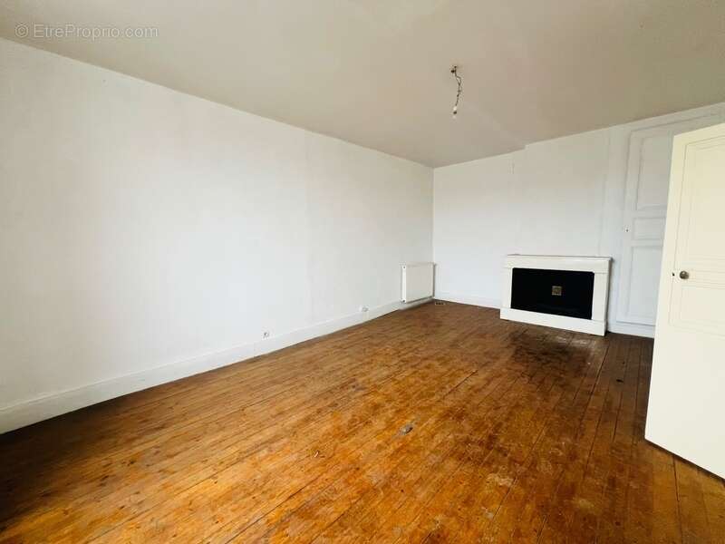 Maison à SCORBE-CLAIRVAUX