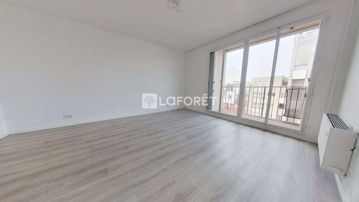 Appartement à BONDY