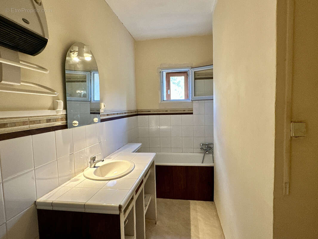 Maison à BLAYE-LES-MINES