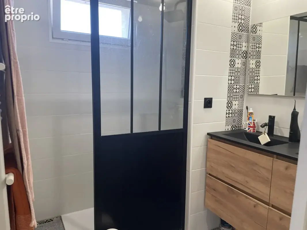 Saint sulpice de cognac maison de plain pied renovee 5 chambres jardin de 950 m2 environ - photo 11