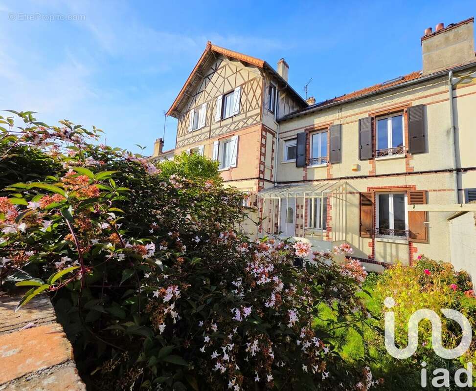 Photo 2 - Maison à CHARTRES