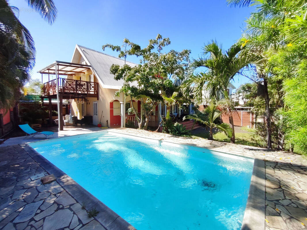 Photo 1 - Maison à SAINT-PIERRE